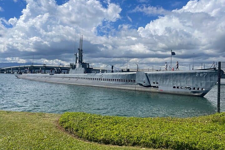Waikiki to Pearl Harbor Shuttle — Round-Trip Transfer and Visitor Access to the USS Arizona Memorial photo 4