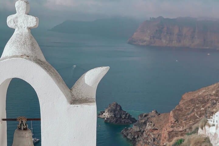 Half-Day Santorini Sightseeing: Oia, Fira & Caldera Views photo 5