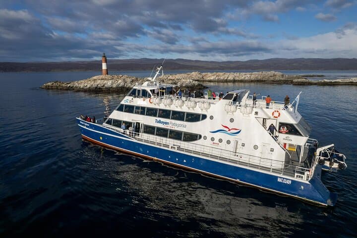 Beagle Channel Catamaran Cruise from Ushuaia photo 4