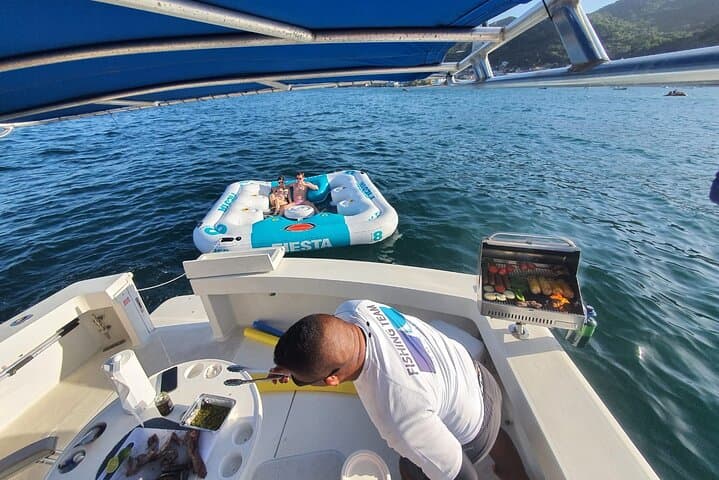 Private Viking Yacht to Taboga Island: Fishing, Snorkeling & Panama Bay Cruise photo 2