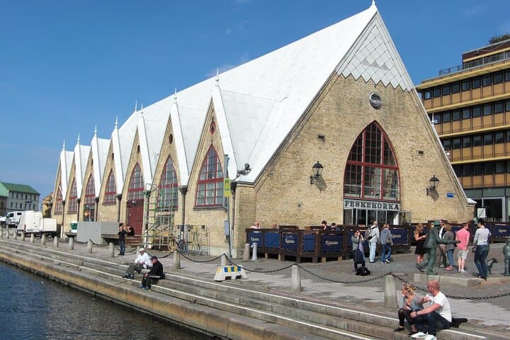 Copenhagen to Gothenburg Private Transfer with 2-Hour Stop at Sofiero Castle photo 2