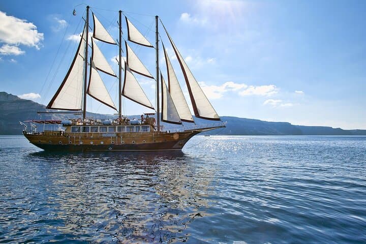 Santorini Sunset Cruise: Caldera Sailing, Hot Springs & Taverna Dinner photo 6