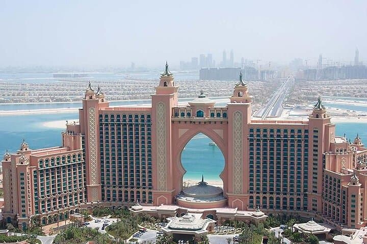 Private Dubai City Tour by Car: Burj Khalifa, Marina & Old Dubai Highlights