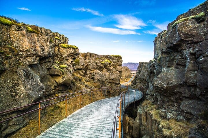 Golden Circle Private Tour from Reykjavík: Gullfoss, Geysir & Thingvellir in One Day