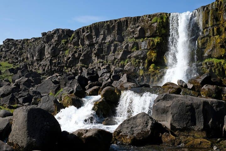 Golden Circle Private Tour from Reykjavík: Gullfoss, Geysir & Thingvellir in One Day photo 3