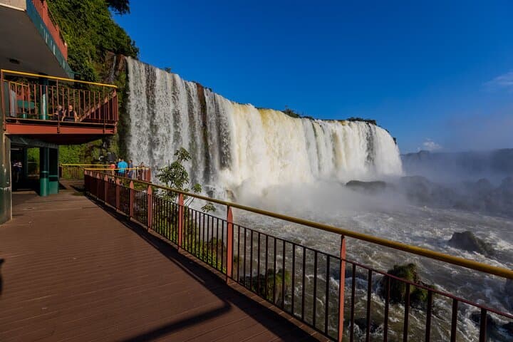 3-Day Guided Tour of Iguazu Falls: Brazilian & Argentine Sides, Bird Park & Itaipu