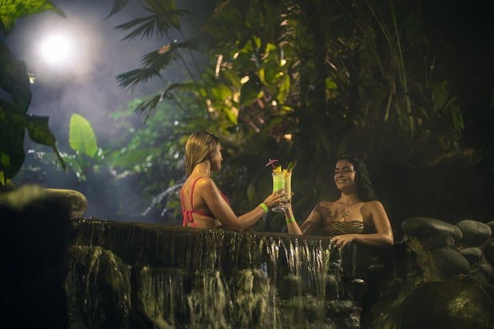 Arenal Volcano Day Trip with Ecotermales Hot Springs from San José photo 4