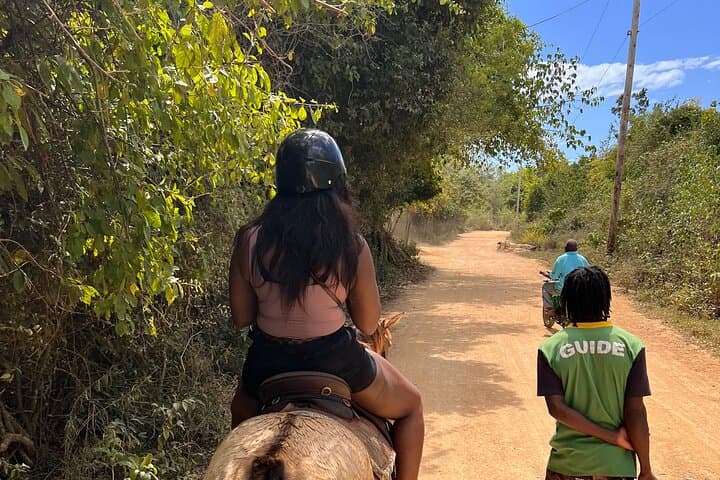 Roundtrip Shuttle to Jam West Adventure Park & Rick's Cafe — Negril Hotel Transfer photo 3
