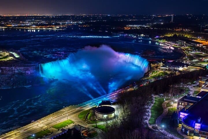 Niagara Falls Light-Up: Fallsview Dinner & Illumination Tower Experience photo 6