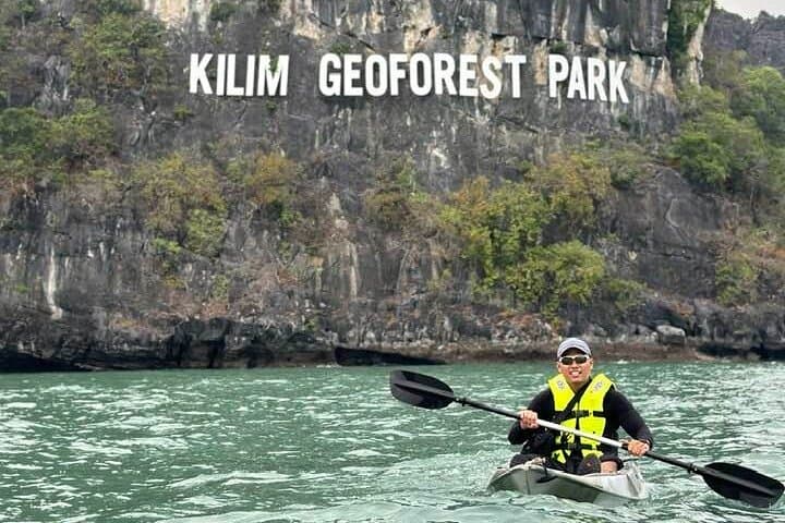 Kayaking Kilim Mangrove Geoforest: Langkawi Mangrove & Bat Cave Kayak Tour photo 4