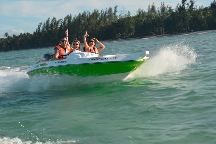 Drive a Speedboat & Snorkel Bávaro Reef — Punta Cana Adventure photo 4