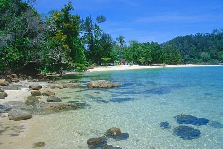 Sepanggar-Island-Snorkeling-and-Leisure-Diving-from-Kota-Kinabalu photo 2