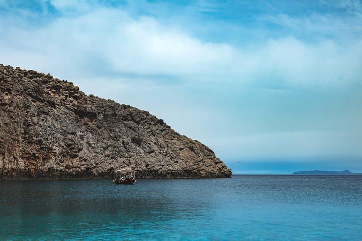 License-Free Boat Rental in Kolymvari: Explore Rodopou Peninsula’s Hidden Coves photo 5