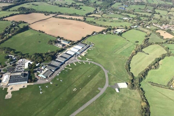 Pathfinder Helicopter Tour from Redhill — 15-Minute Surrey Aerial Flight photo 5