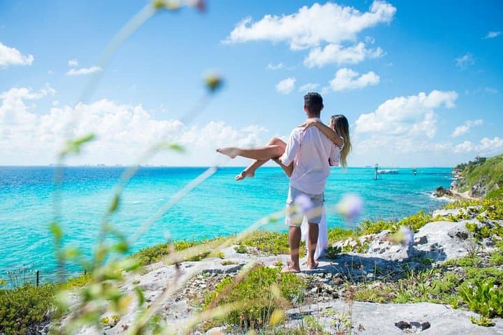Private Couples' Walking Tour of Cancún: Mercado 28, Hotel Zone & Punta Lighthouse photo 2
