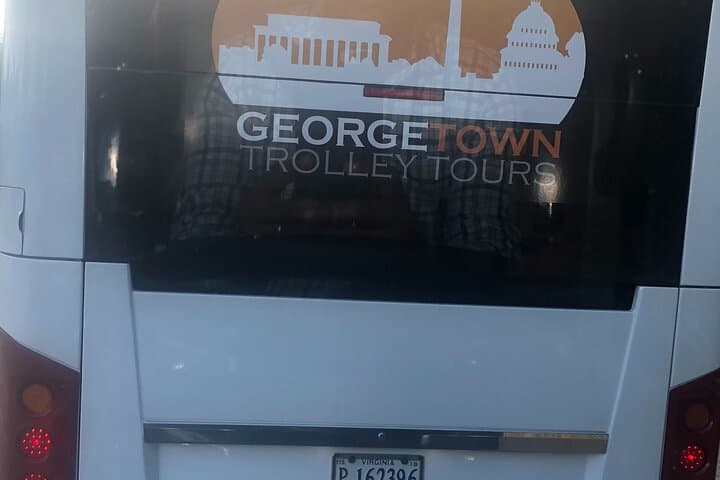 Washington DC Monument & Museum One-Day Driver-Guided Tour: Monuments, Memorials & Practical Tips