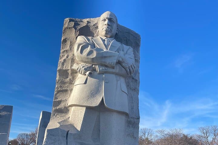 Washington DC Monument & Museum One-Day Driver-Guided Tour: Monuments, Memorials & Practical Tips photo 3