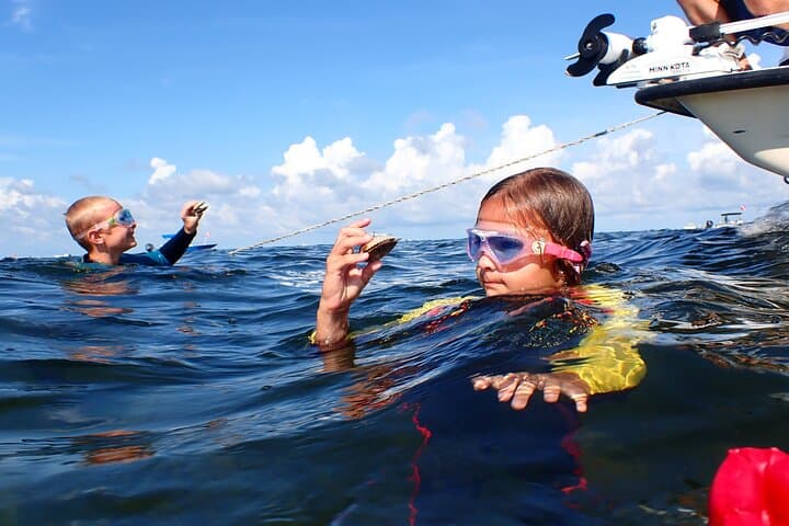 VIP Private 7-Hour Scalloping Charter in Mangrove Point — Crystal River Scallop Tour photo 2