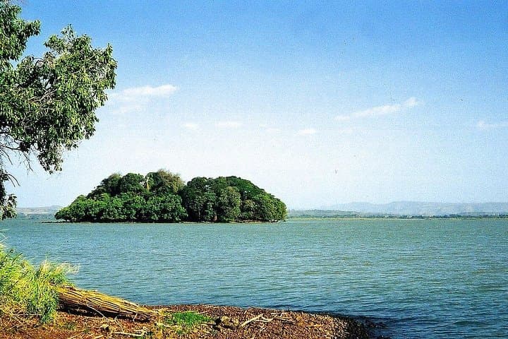 4-Day Northern Ethiopia: Lake Tana, Blue Nile Falls & Simien Mountains photo 4