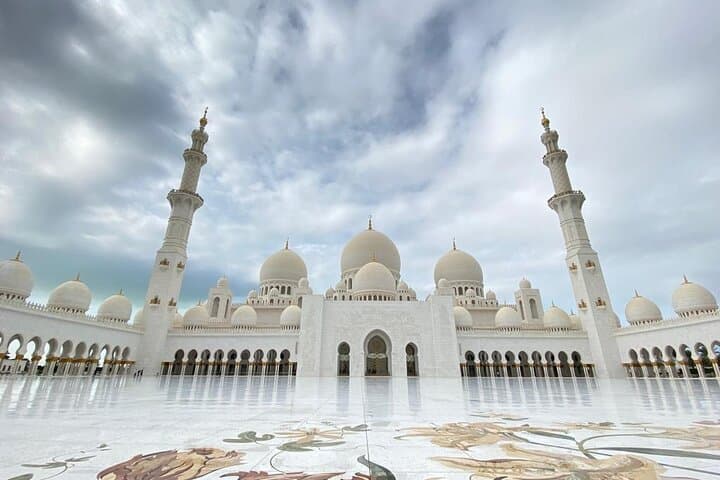 Abu Dhabi Grand Mosque & Presidential Palace Private Tour from Dubai photo 1
