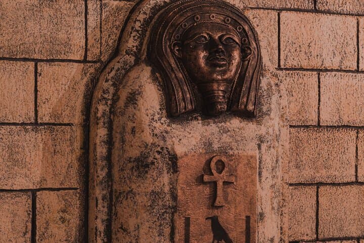 Escape Tutankhamun's Tomb: Private Live Escape Room in Berlin photo 4