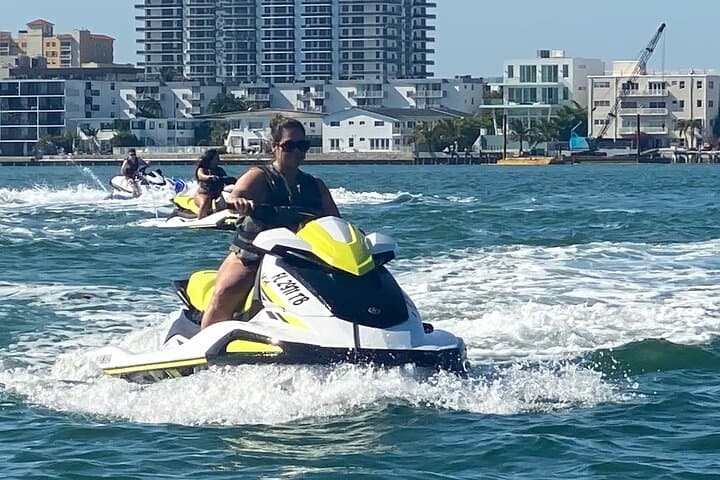 Biscayne Bay at Throttle: 1-Hour Jet Ski from Bayside Marketplace photo 5