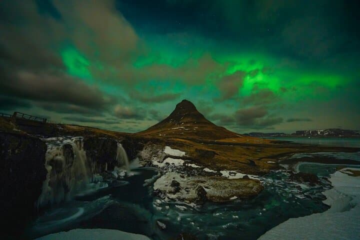 5-Day Private Iceland Tour: Snæfellsnes, Golden Circle & South Coast with Glacier Ice Climb