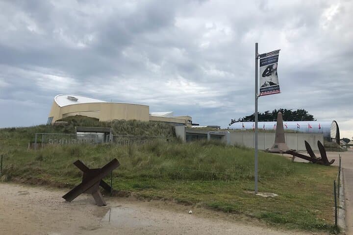 Explore the Normandy D-Day Beaches: A Private Journey Through History photo 4