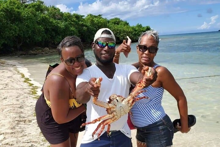 Negril Glass-Bottom Boat Tour: Snorkel Med Reef & Booby Cay photo 5