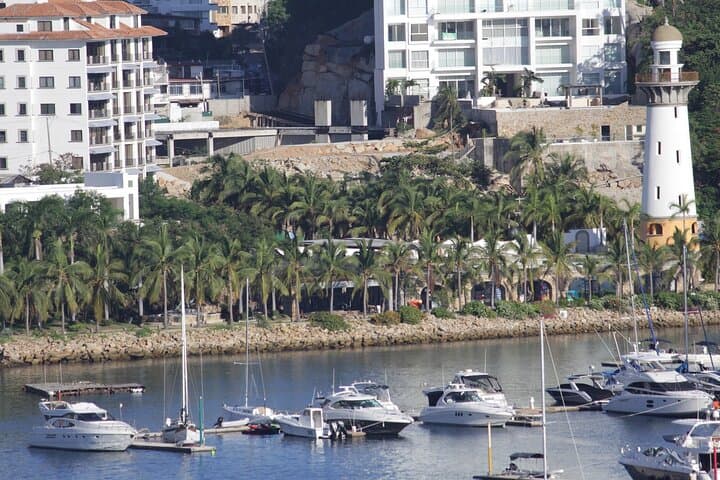 Private Transfer Mexico City to Acapulco with 2-Hour Cuernavaca Stop photo 6