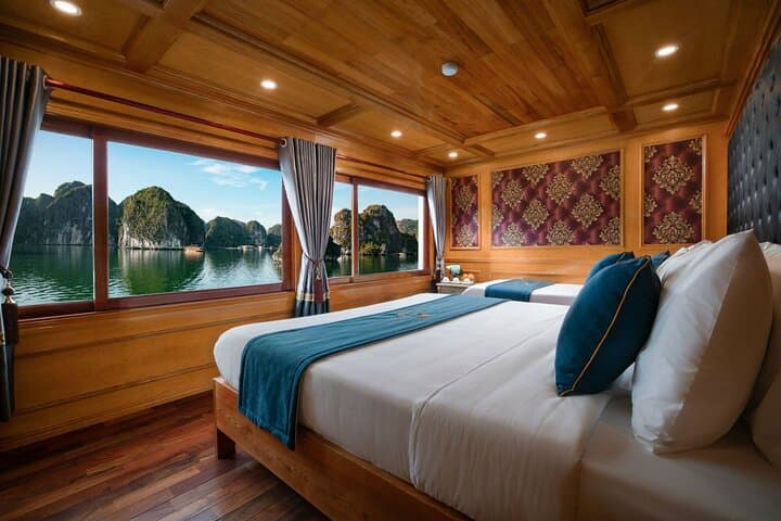 3-Day Lan Ha Bay Cruise and Ninh Binh Small-Group Tour from Hanoi photo 1