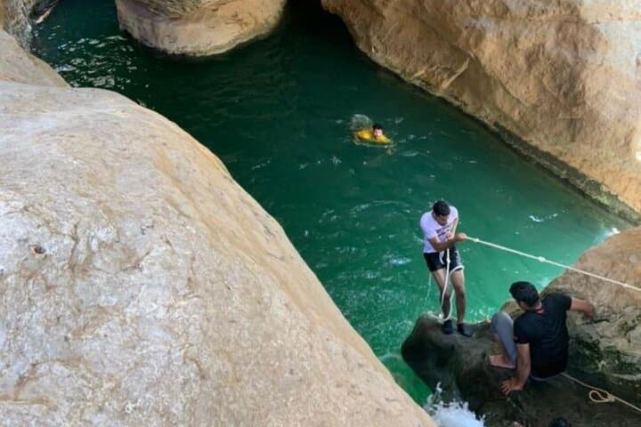 Wadi Shab & Bimmah Sinkhole Day Tour from Muscat — Swim, Hike and Beach Stops photo 3