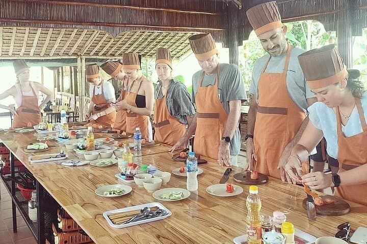 Hoi An Eco Cooking Class: Market Tour, Basket Boat & Vietnamese Cooking photo 4