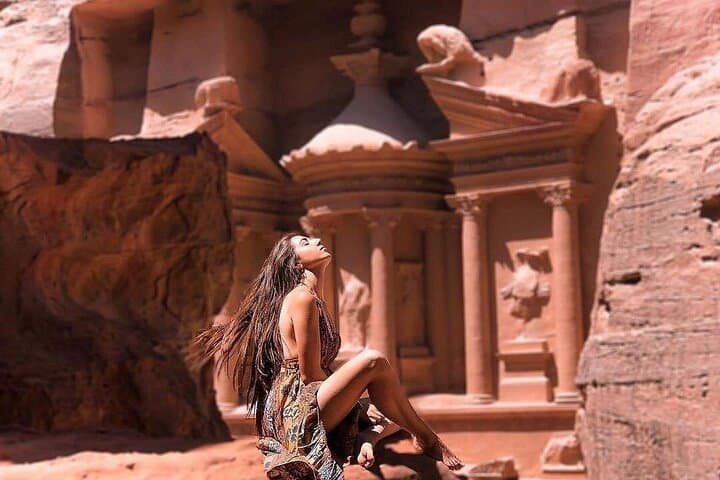 2-Day Private Jordan Tour: Petra, Jerash & Dead Sea Highlights