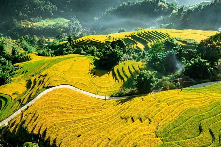 5-Day Northern Vietnam Adventure: Hanoi, Ninh Binh, Sapa & Halong Bay photo 1