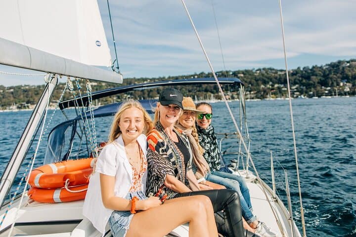 Private 2.5-Hour Skippered Yacht Charter on Pittwater with Platter from Palm Beach photo 4