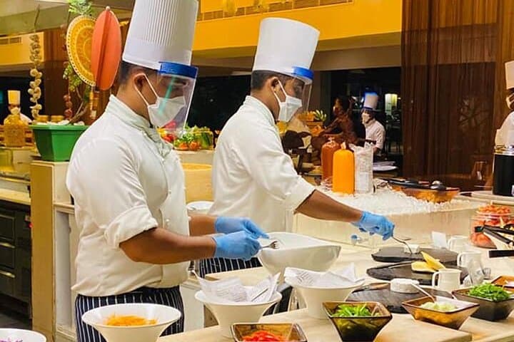 Colombo by Night: Guided City Tour & Dinner at Taj Samudra photo 6