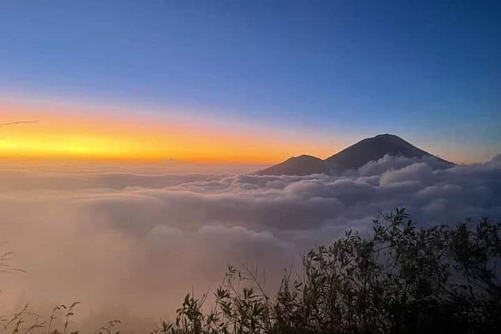 Mount Batur Sunrise Trek: Early-Morning Volcano Hike in Bali photo 4