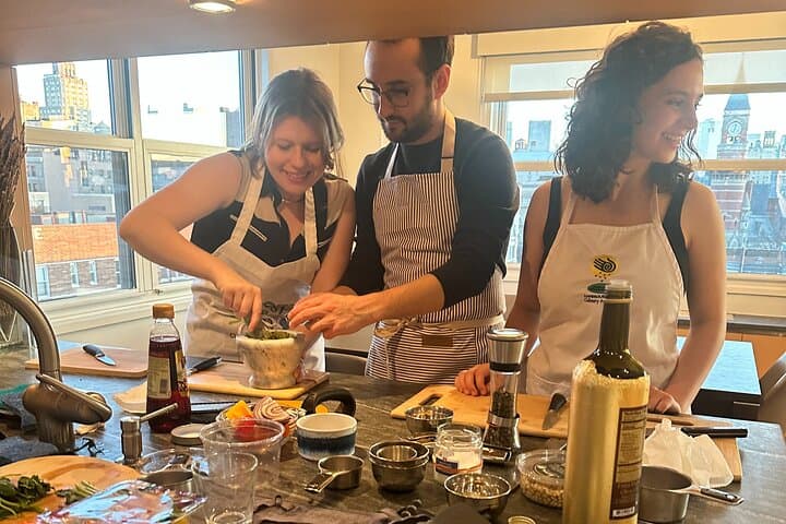 Greenwich Village Pasta Cooking Class & Rooftop Dinner with a Local Chef