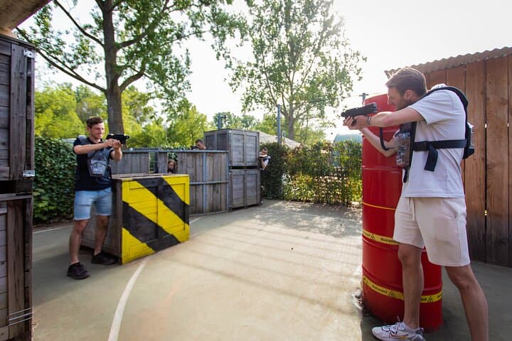 Outdoor Laser Tag Near Amsterdam: UP Events High‑Energy Arena Experience photo 4