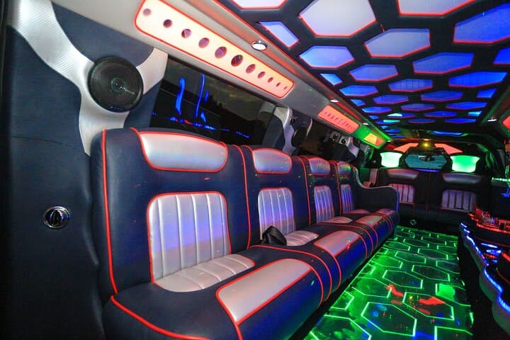 Washington DC Moonlight Tour: Private Nighttime Monuments Limousine Experience photo 3