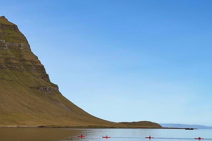 Paddle Kirkjufell: Classic 2-Hour Coastal Kayak & Seal-Spotting Tour photo 3