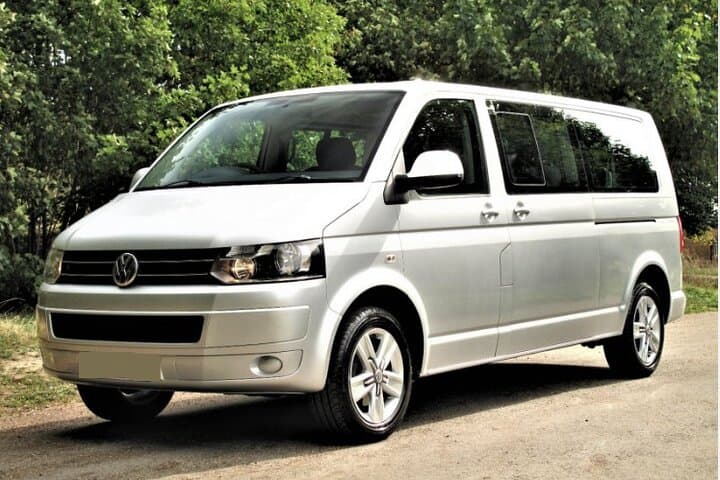 Private Stonehenge Round-Trip Transfer From London