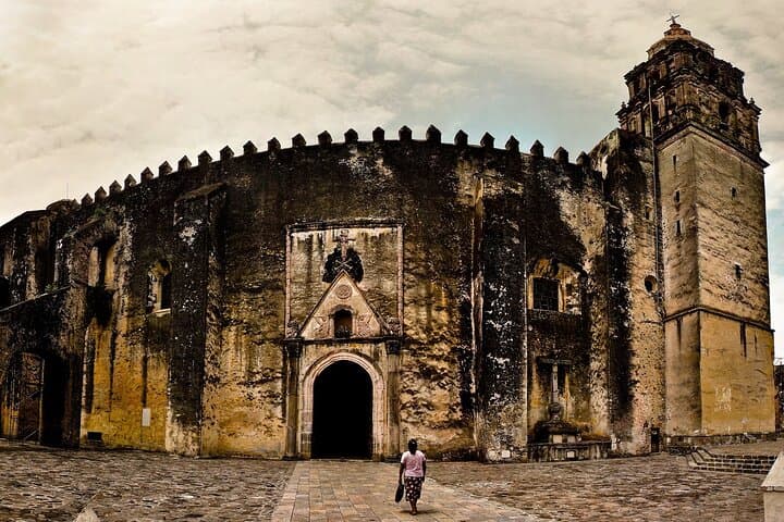 Private Transfer Mexico City to Acapulco with 2-Hour Cuernavaca Stop photo 4