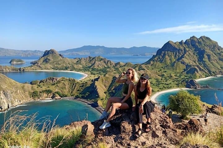 Full-Day Komodo Island Boat Trip — Padar, Pink Beach & Manta Point photo 4
