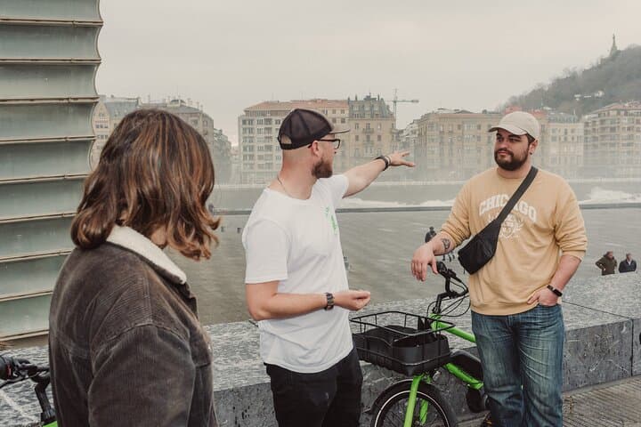 Explore San Sebastián by Electric Bike: Small-Group City Tour photo 5