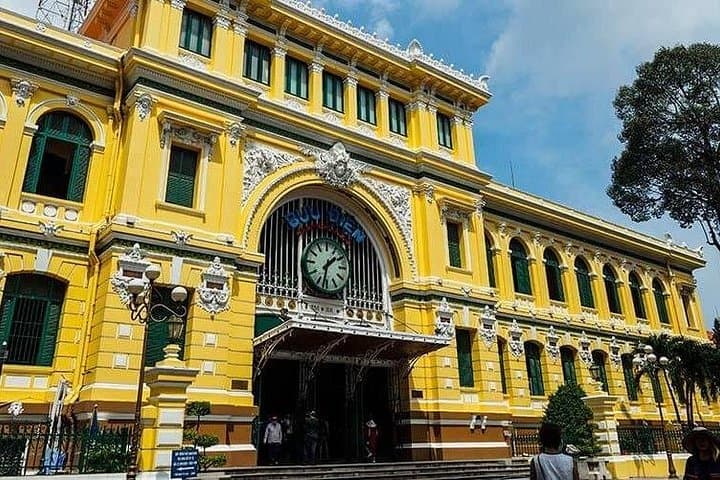 Full-Day Private Ho Chi Minh City Tour: Markets, Temples & History