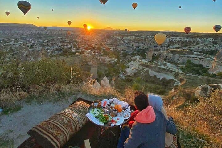 2-Day Private Cappadocia Tour: Hot-Air Balloons, Fairy Chimneys & Underground Cities