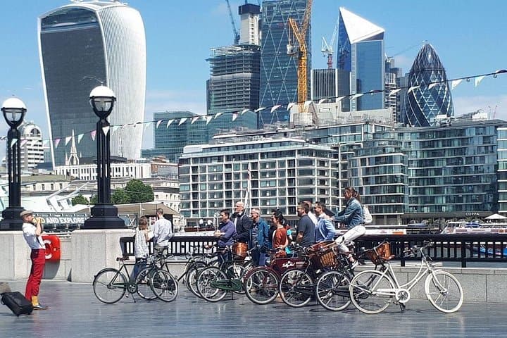 City & Secrets Bike Tour — Discover London's Hidden Gems on Two Wheels photo 2
