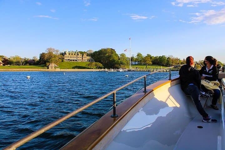 Morning Mimosa Cruise in Newport Harbor: A Refreshing Coastal Adventure photo 6